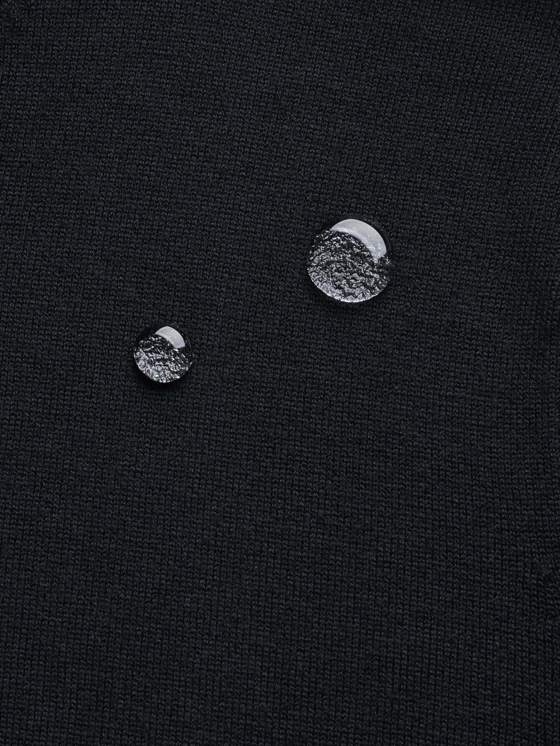 xSweater Merino V-Neck Midweight - Black - Image 8