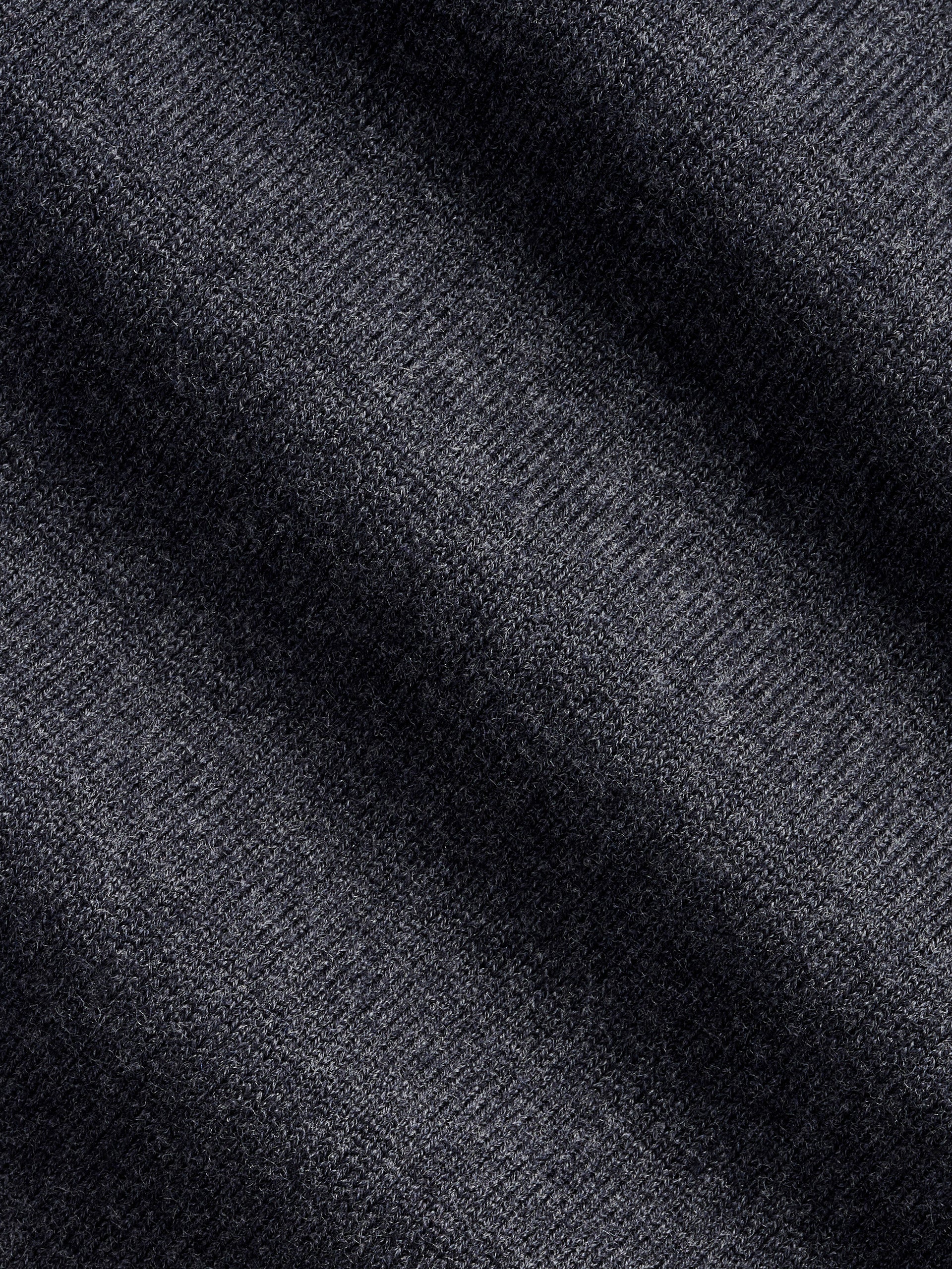 xSweater Merino V-Neck Midweight - Charcoal - Image 7